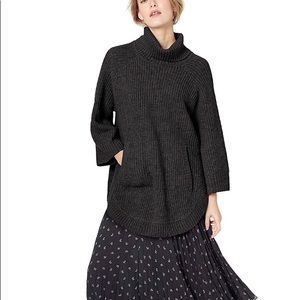 Ugg Raelynn Sweater size medium